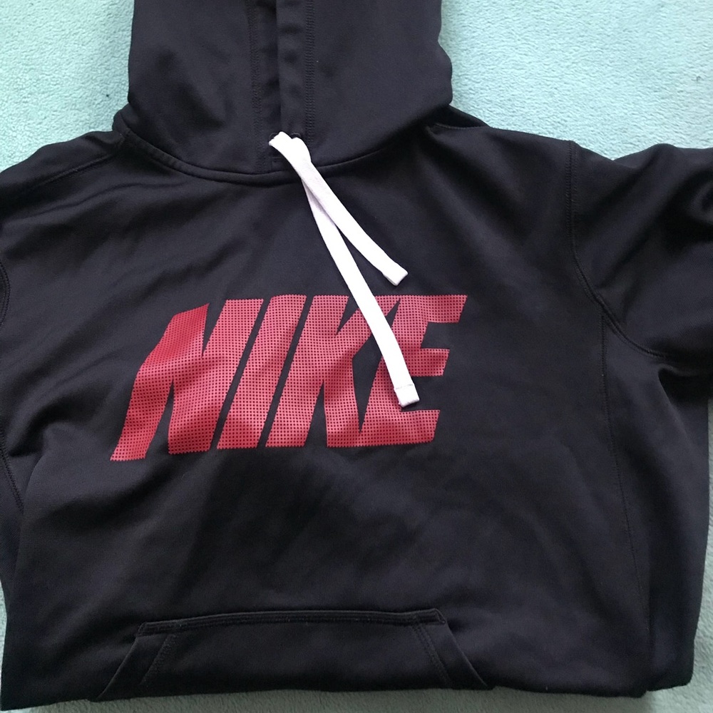 Nike small hoodie black